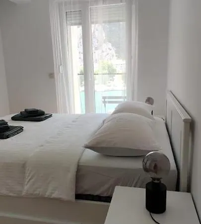 Appartement Barakokula à Omiš Extérieur photo